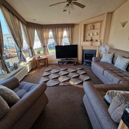 Апартаменты Jasmine'S Retreat - Pet Friendly, Инголдмелс Экстерьер фото